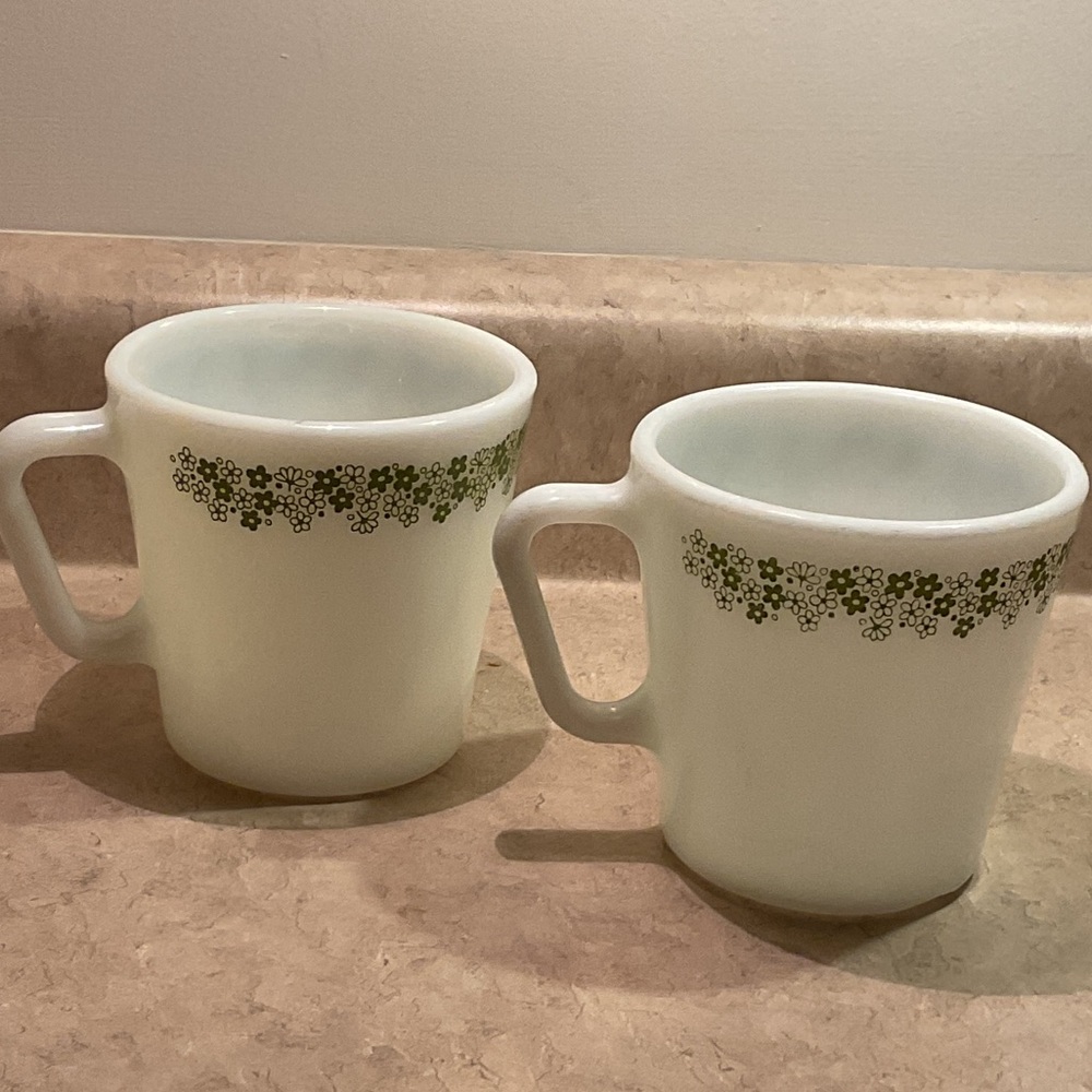 Pyrex  vintage set of 2 Spring Blossom on White Mugs